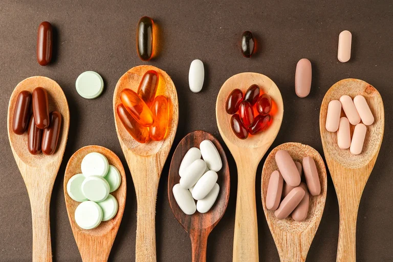 Vitamins & Minerals
